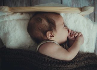 Healthy-Sleeping-Practice-for-Babies-on-FocusEverything