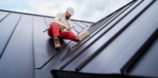 Find-the-Right-Roofing-Contractor-for-Your-Mobile-Needs-On FocusEverythingNet